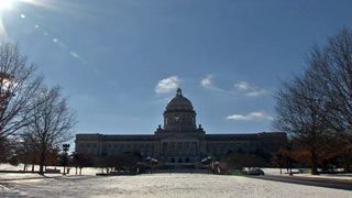 Kentucky transportation leaders: More money needed for roadway maintenance